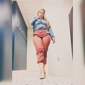 Meet your Posher, Lauren